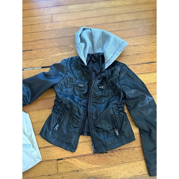 Girls (4) piece Outerwear Jacket lot - Picture 5 of 11